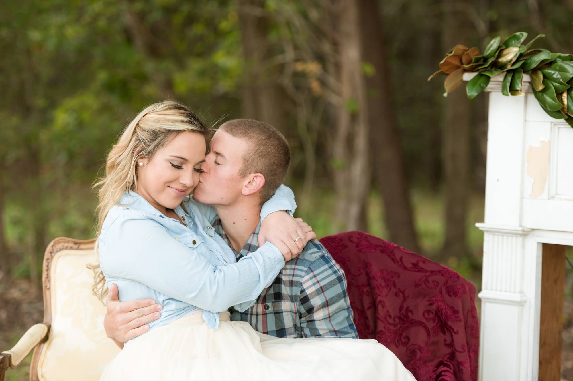 sweet engagement session kiss