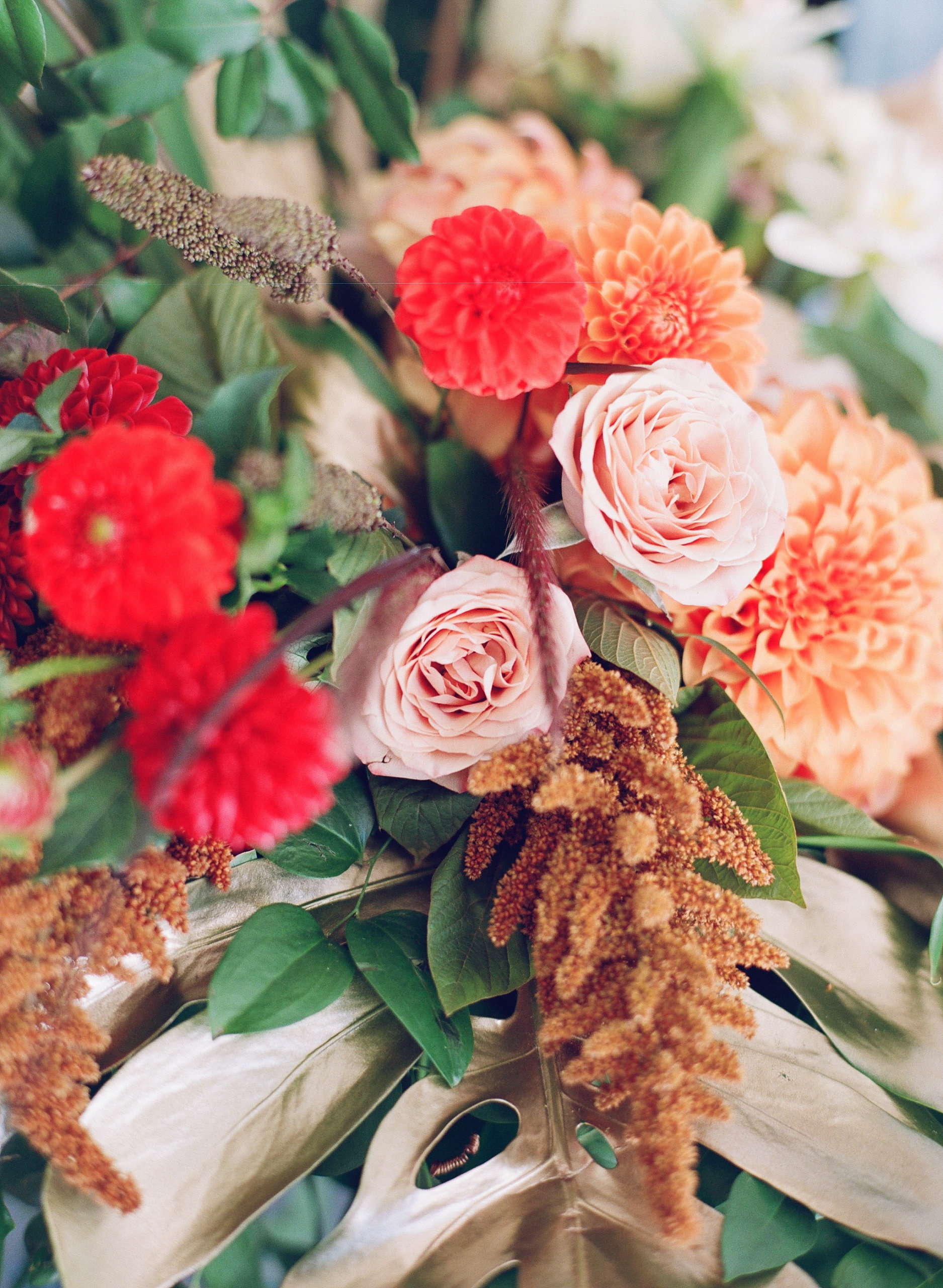 Peach and pink ceremony floral arrangement